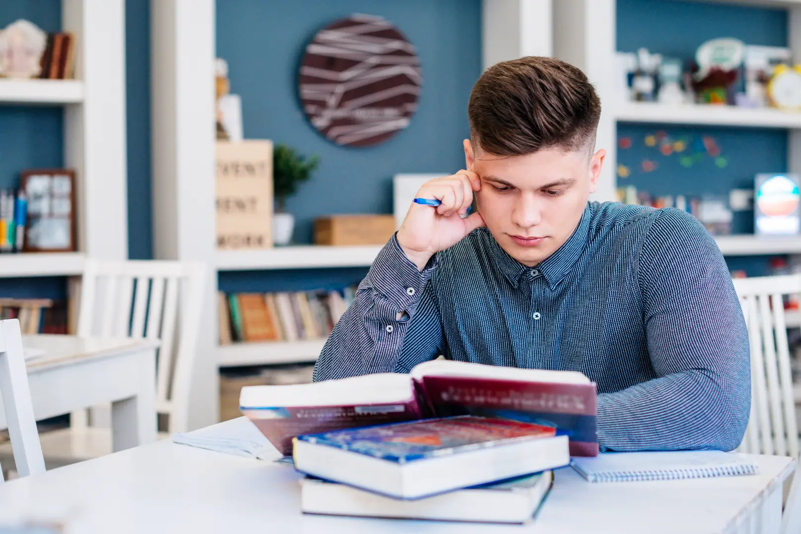 How to Become the Perfect Student: Study Tips, Hacks, and Mindset for Academic Success